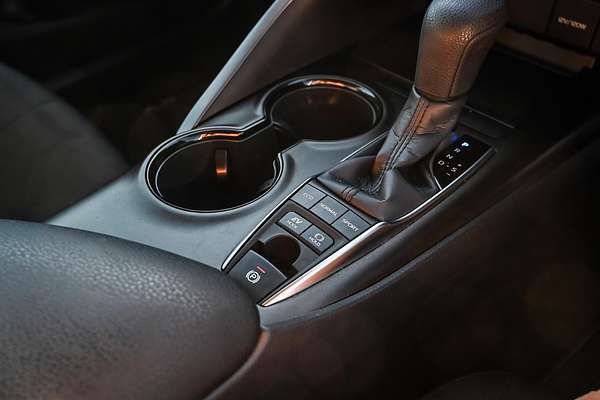 2024 Toyota Camry Ascent AXVH70R
