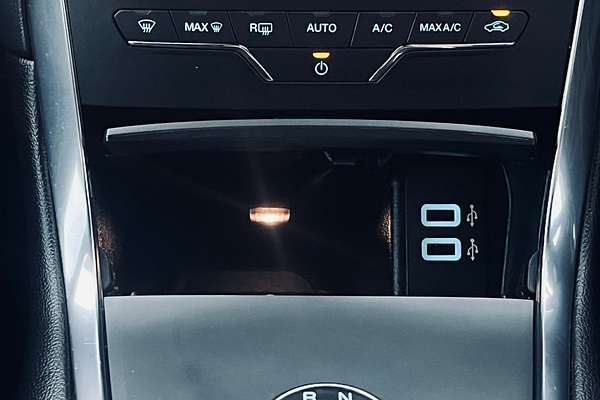 2019 Ford Endura ST-Line CA
