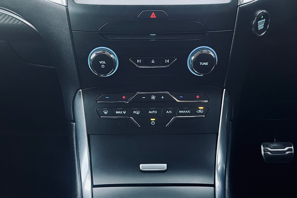 2019 Ford Endura ST-Line CA