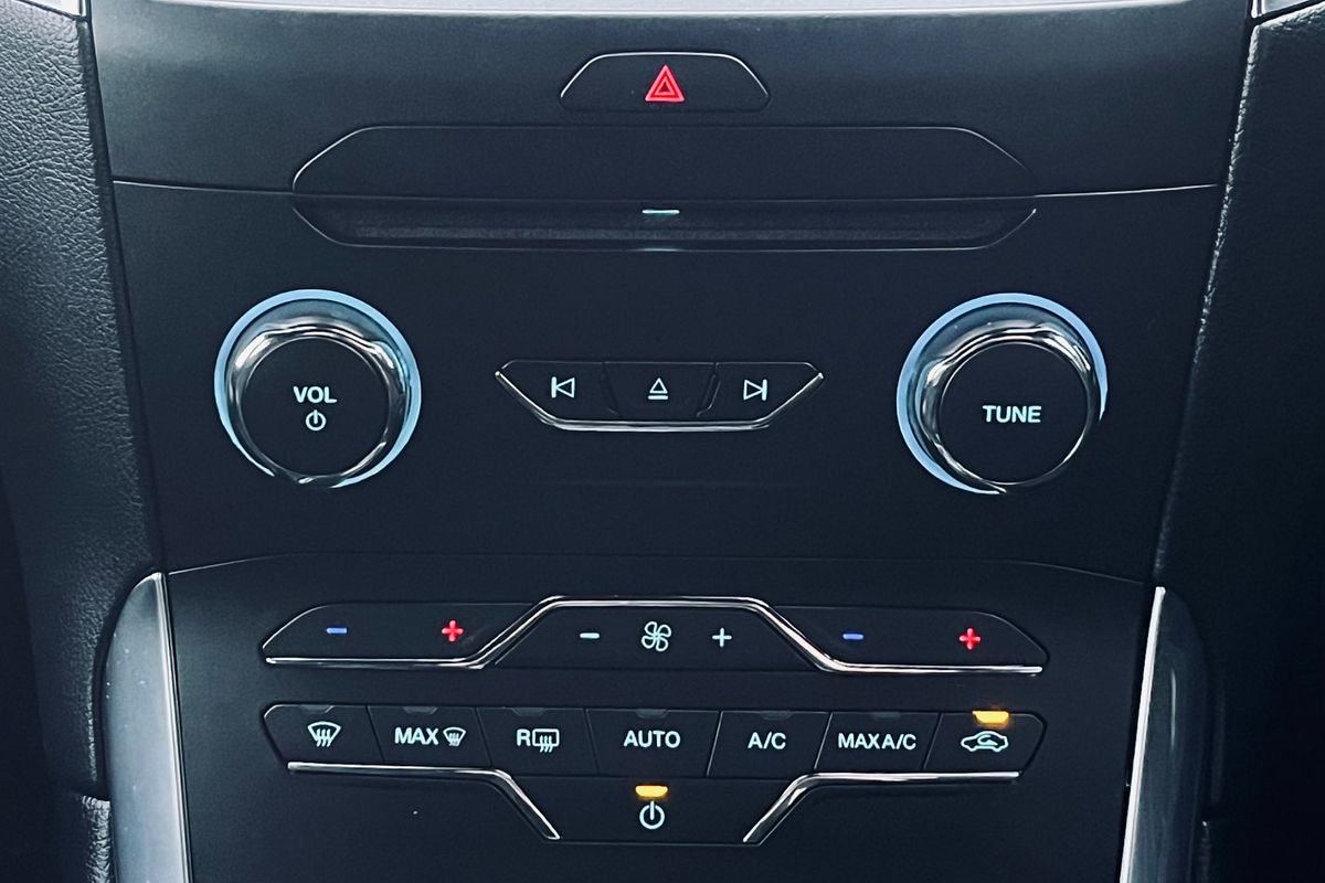 2019 Ford Endura ST-Line CA