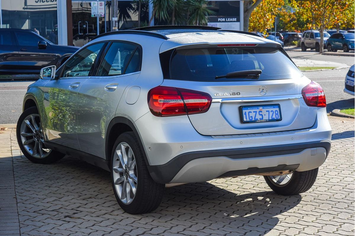 2019 Mercedes-Benz GLA-Class GLA180 X156