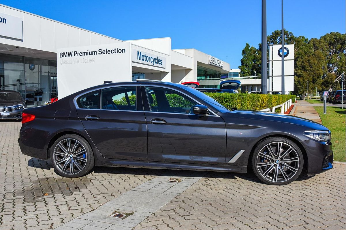 2017 BMW 5 Series 540i M Sport G30