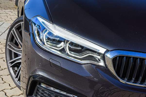 2017 BMW 5 Series 540i M Sport G30
