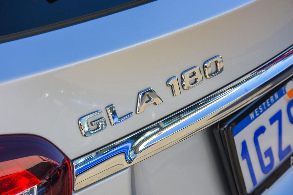 2019 Mercedes-Benz GLA-Class GLA180 X156