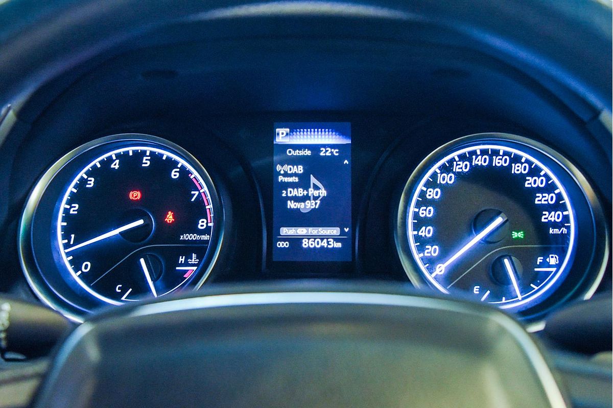 2019 Toyota Camry Ascent ASV70R