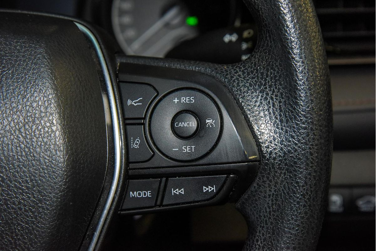 2019 Toyota Camry Ascent ASV70R