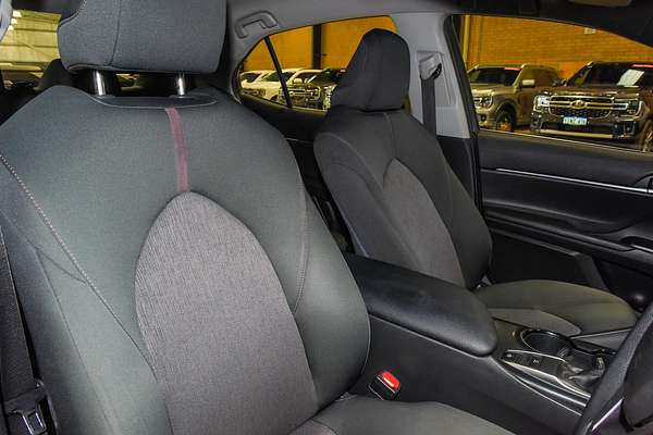 2019 Toyota Camry Ascent ASV70R