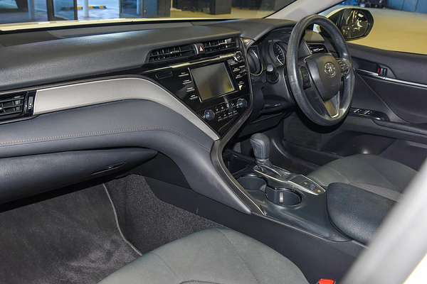 2019 Toyota Camry Ascent ASV70R