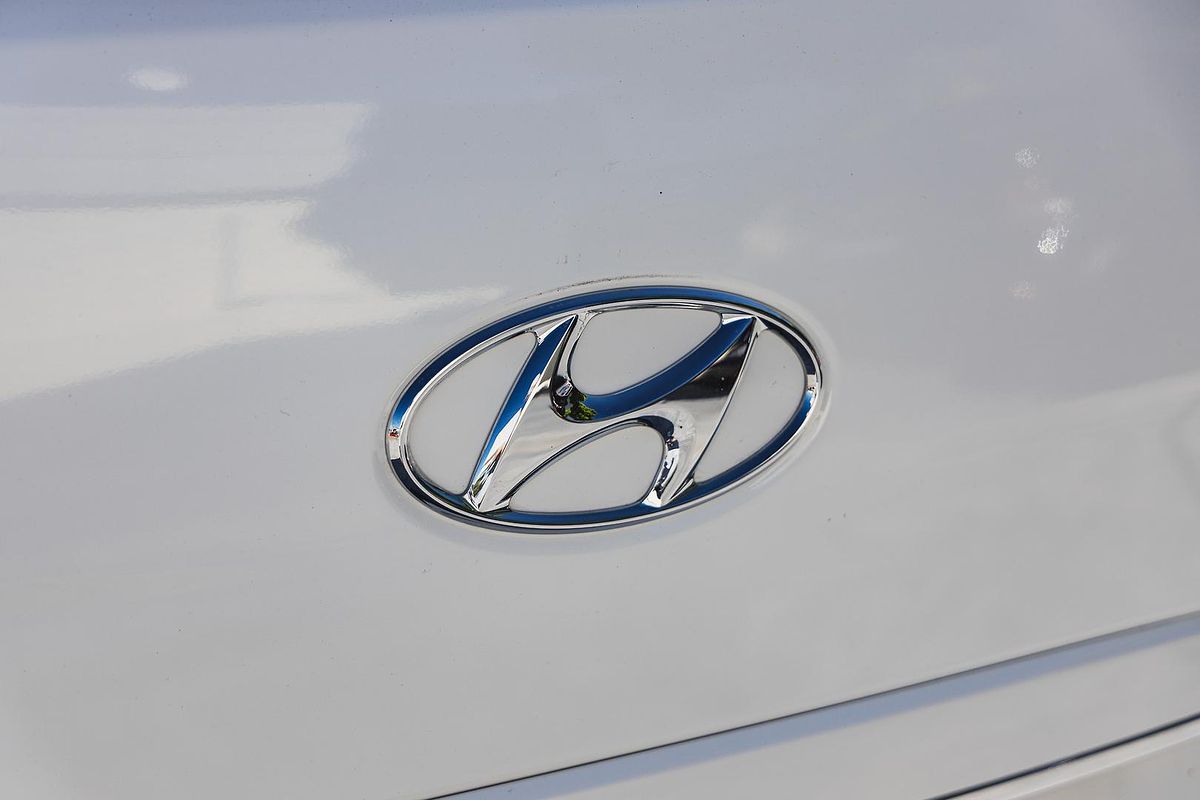 2019 Hyundai iMax Active TQ4