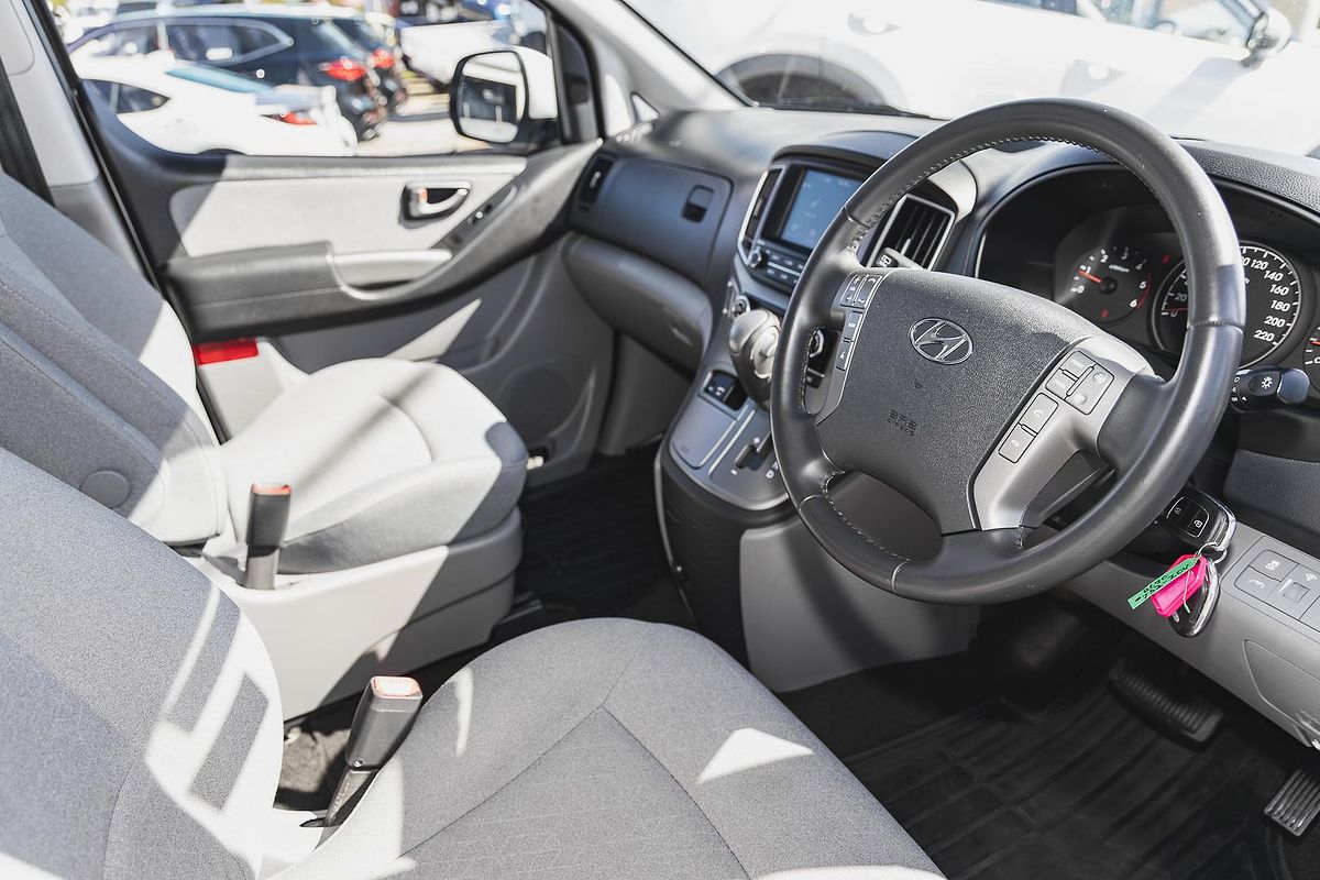 2019 Hyundai iMax Active TQ4