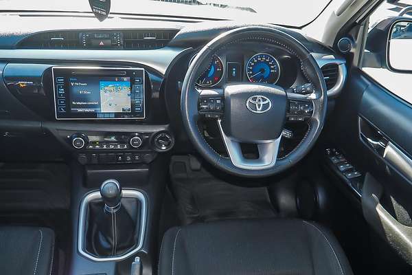 2020 Toyota Hilux SR5 GUN126R 4X4