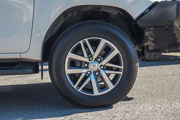 2020 Toyota Hilux SR5 GUN126R 4X4