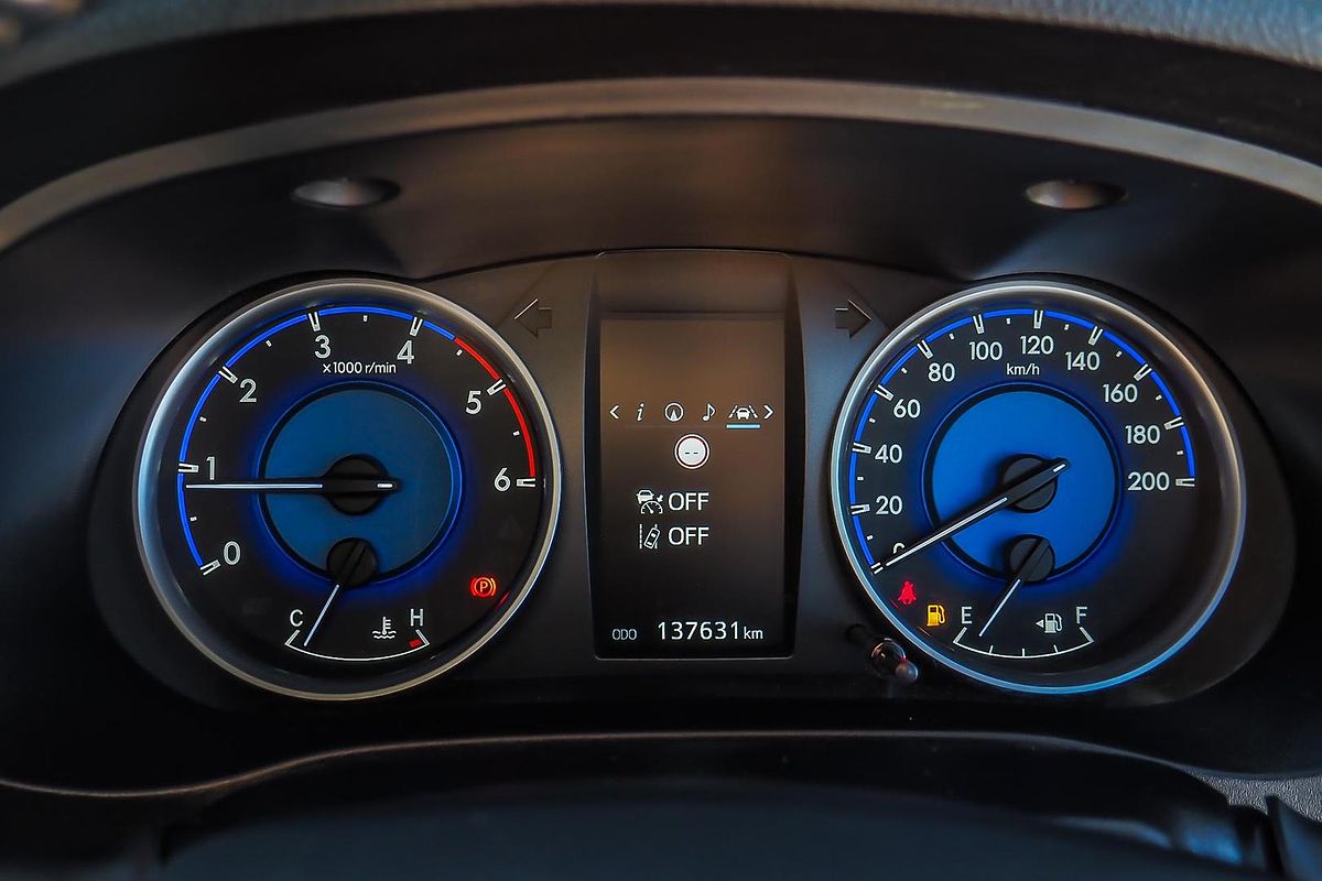 2020 Toyota Hilux SR5 GUN126R 4X4