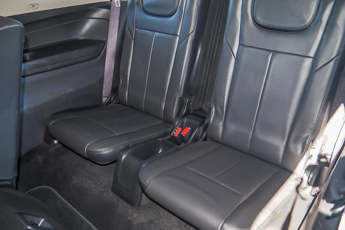 2015 Isuzu MU-X LS-T