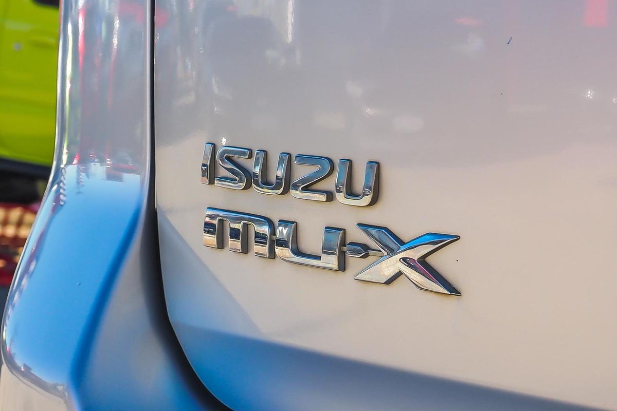 2015 Isuzu MU-X LS-T