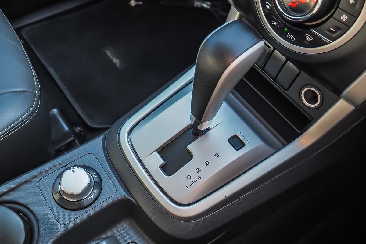 2015 Isuzu MU-X LS-T