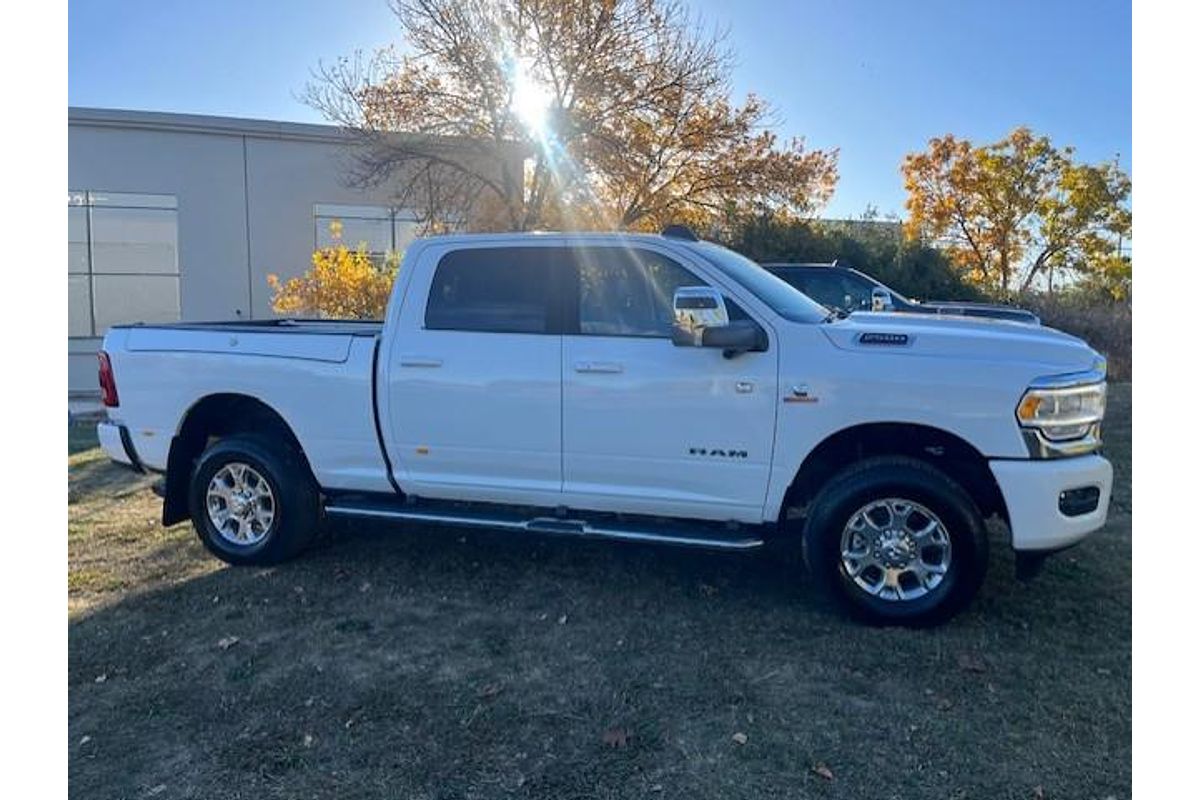 2024 RAM 2500 Laramie Rambox DJ 4X4