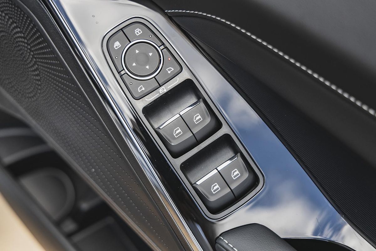 2025 GWM Haval H6 Ultra Hybrid B01