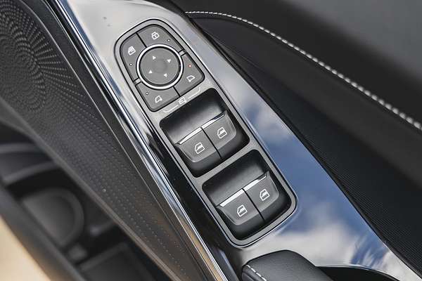 2025 GWM Haval H6 Ultra Hybrid B01