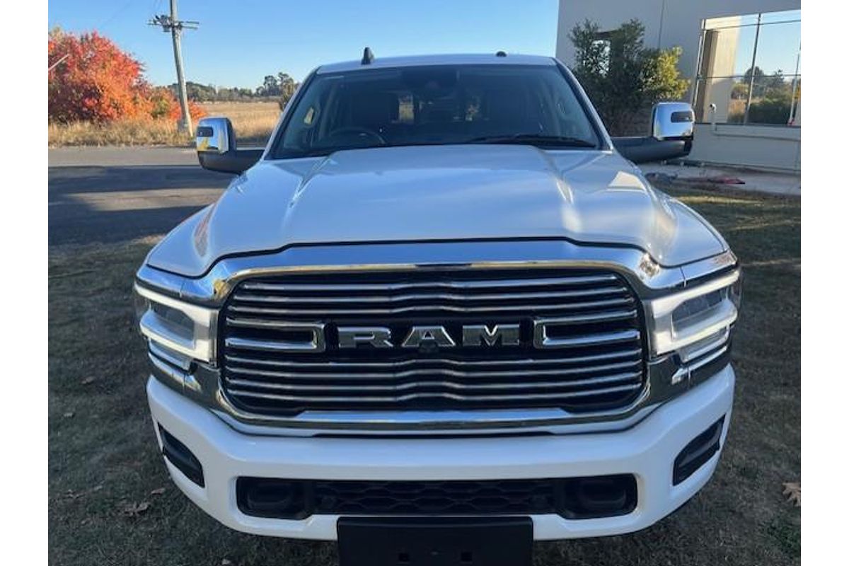 2024 RAM 2500 Laramie Rambox DJ 4X4