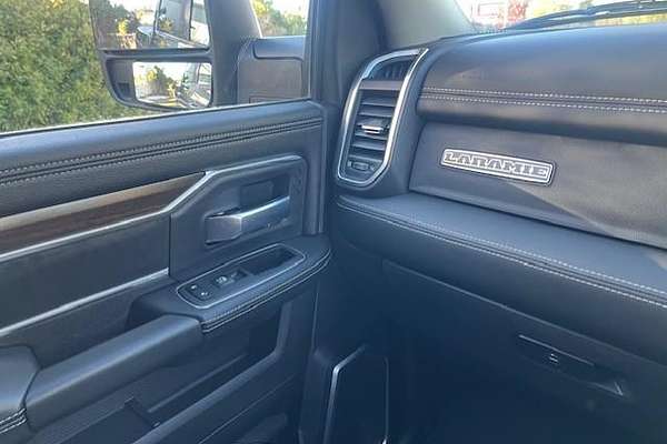 2024 RAM 2500 Laramie Rambox DJ 4X4