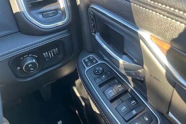 2024 RAM 2500 Laramie Rambox DJ 4X4