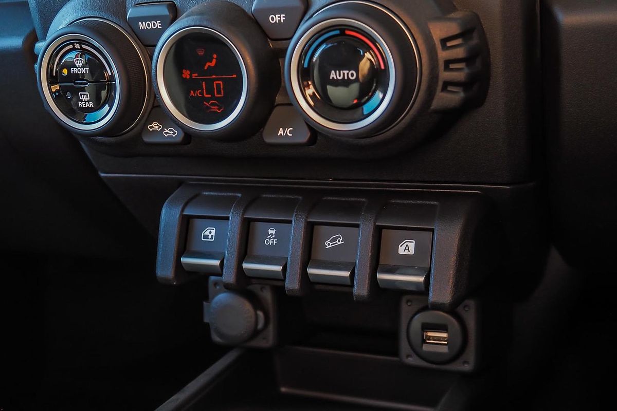 2024 Suzuki Jimny