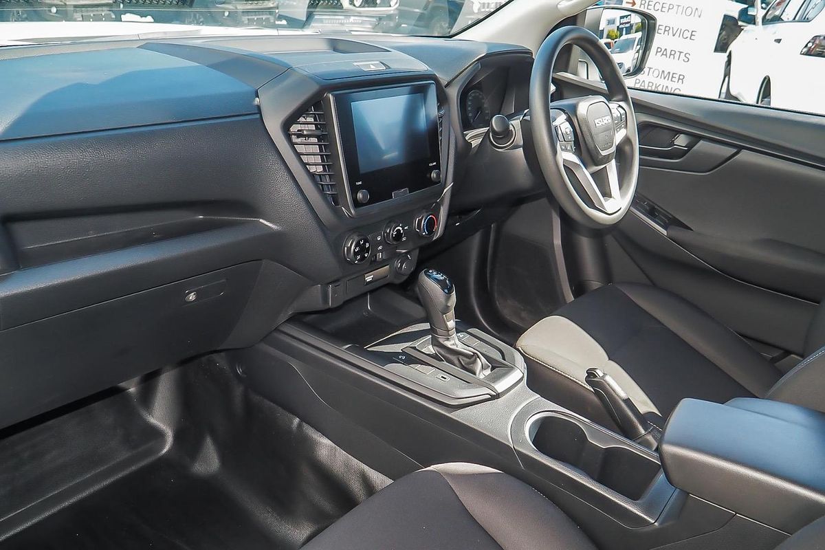 2024 Isuzu D-MAX SX 4X4