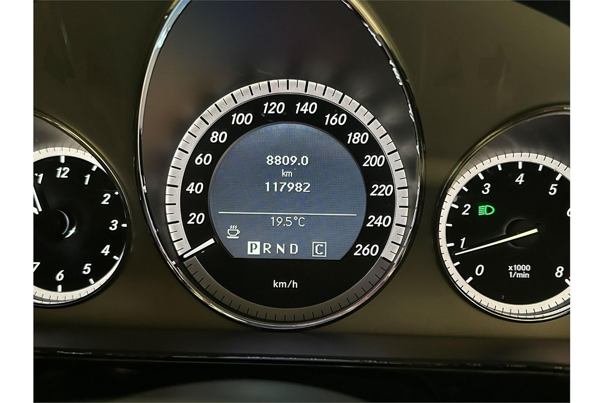 2010 Mercedes-Benz E-Class E250 CGI Avantgarde W212
