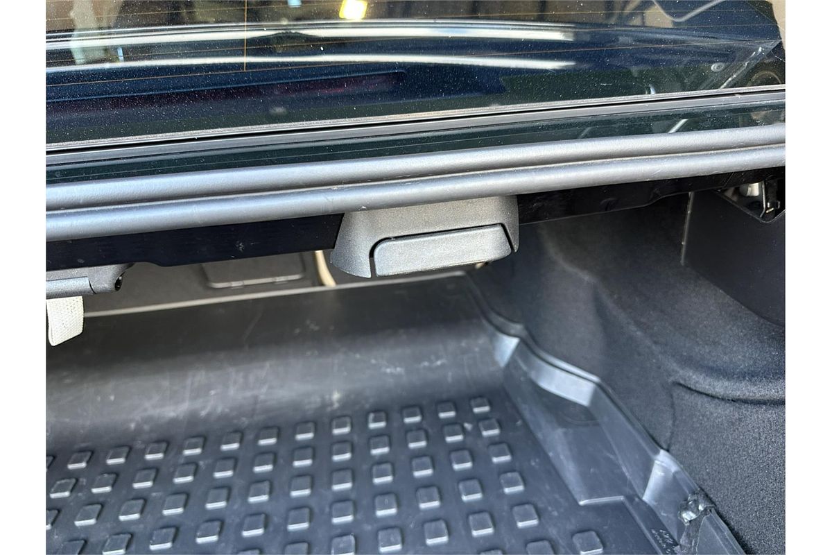2010 Mercedes-Benz E-Class E250 CGI Avantgarde W212
