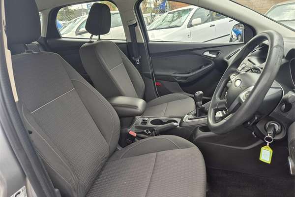 2013 Ford FOCUS TREND LW MK2