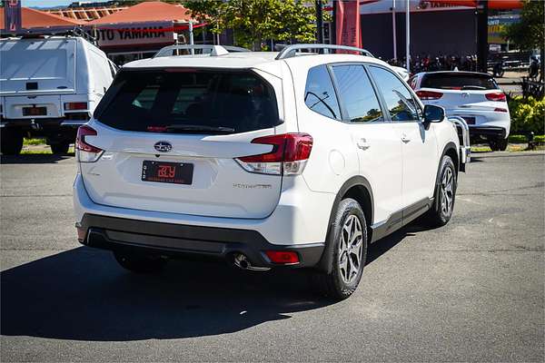 2020 Subaru Forester 2.5i S5