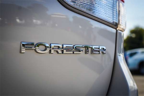 2020 Subaru Forester 2.5i S5