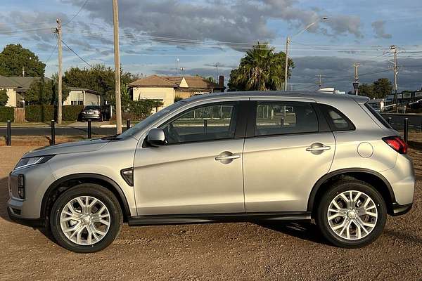 2024 Mitsubishi ASX ES XD