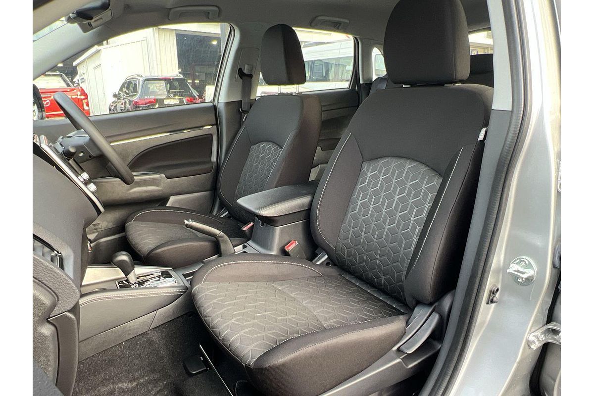 2024 Mitsubishi ASX ES XD