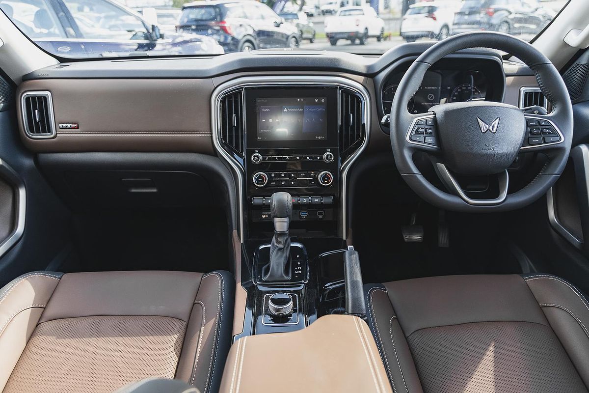 2024 Mahindra Scorpio Z8L