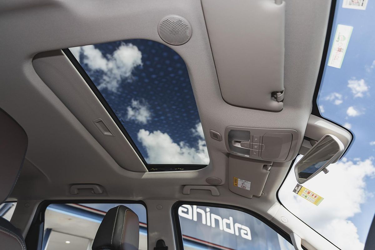 2024 Mahindra Scorpio Z8L