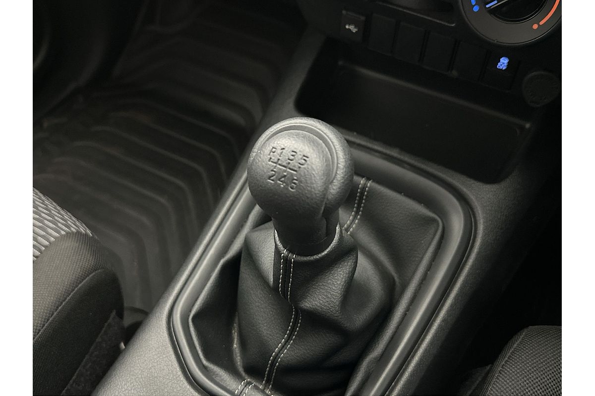 2024 Toyota Hilux Workmate GUN125R 4X4