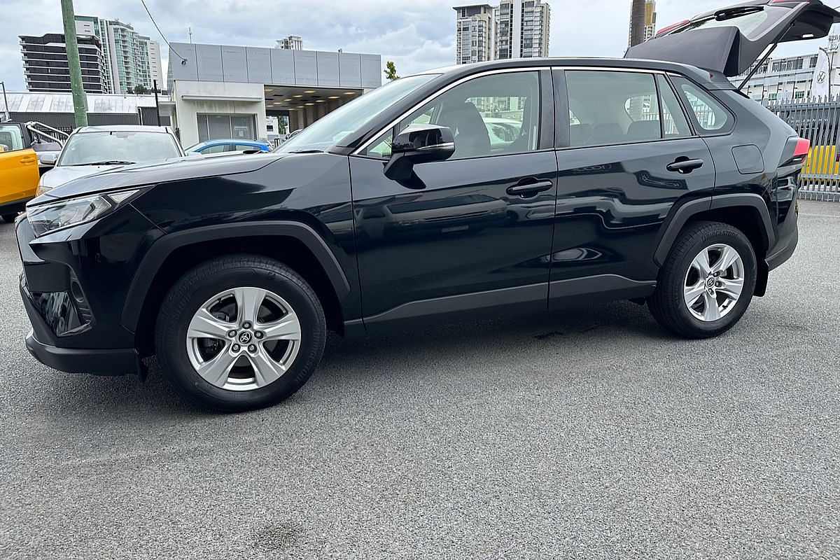 2020 Toyota RAV4 GX MXAA52R
