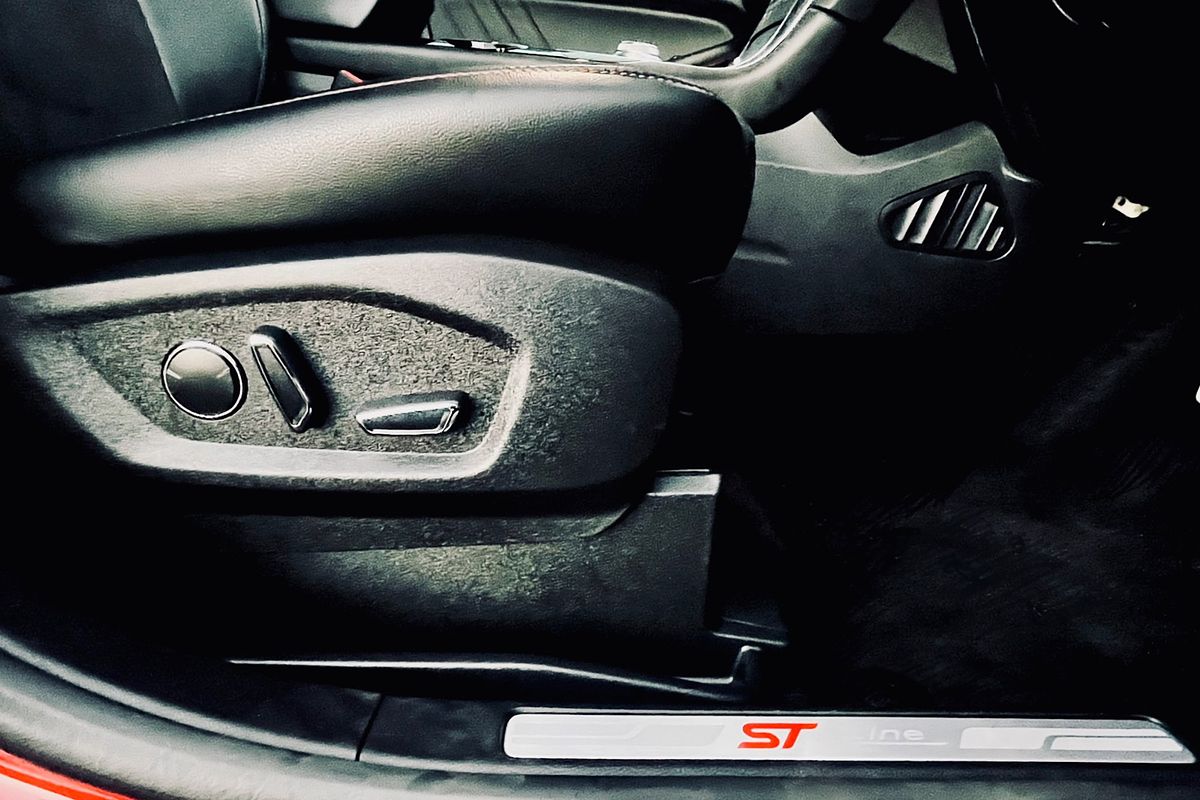 2019 Ford Endura ST-Line CA