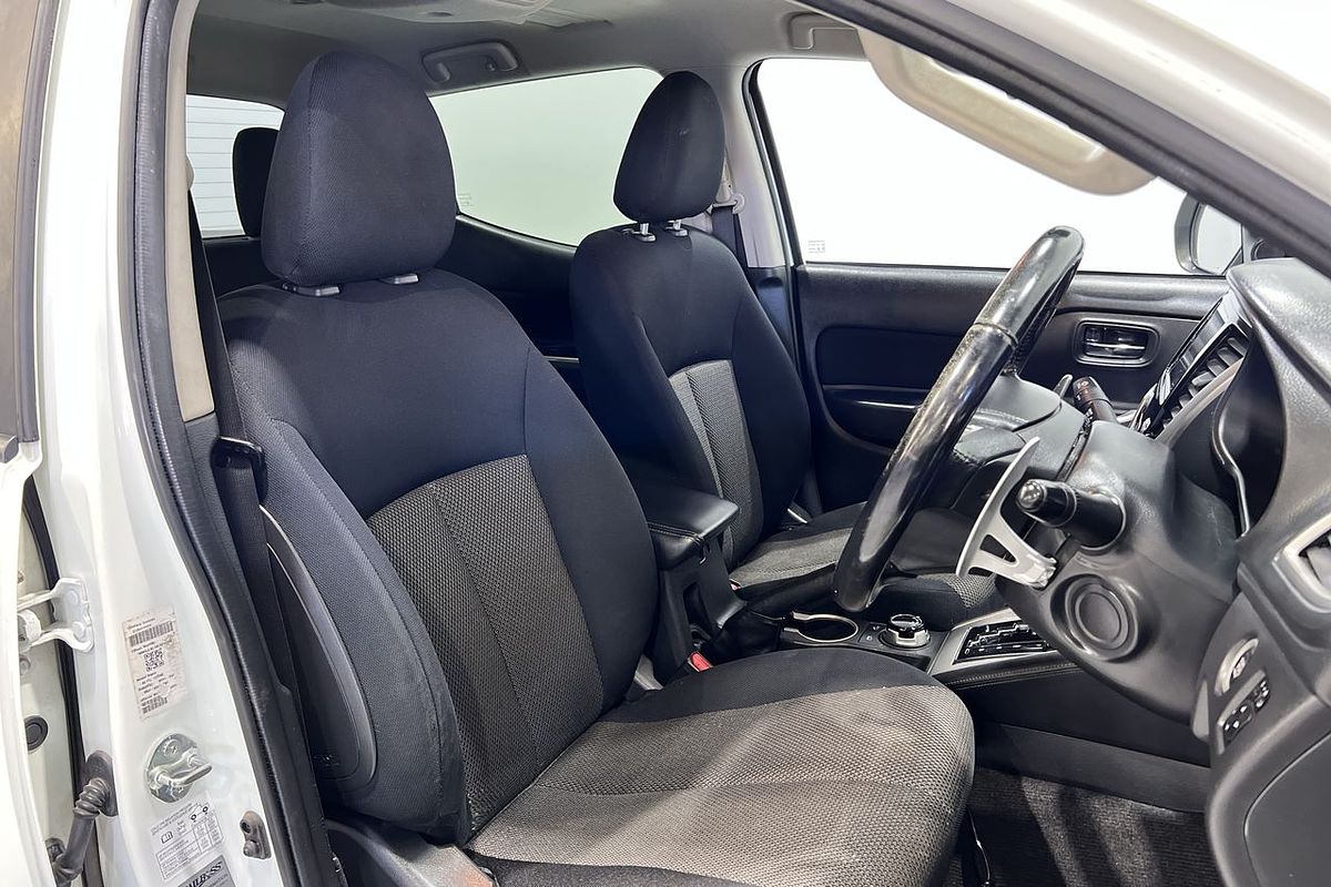 2019 Mitsubishi Triton GLS MR 4X4