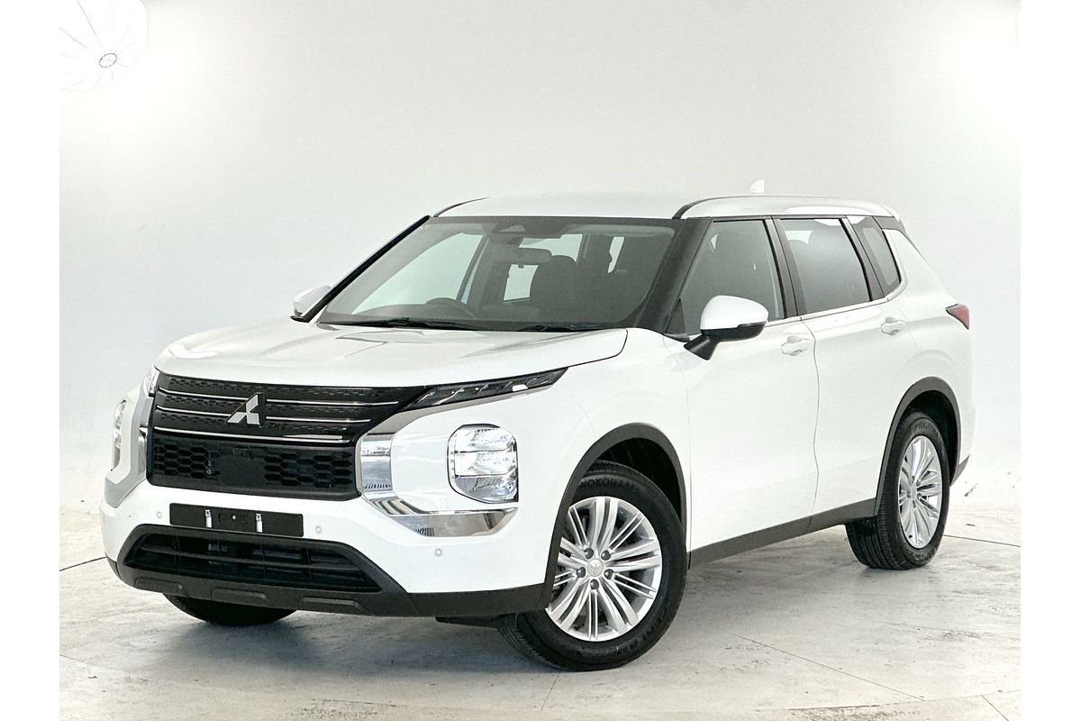 2024 Mitsubishi Outlander ES ZM