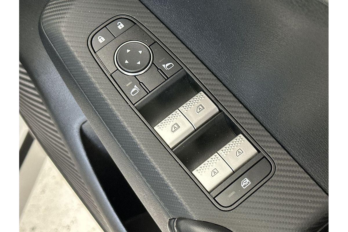 2024 Mitsubishi Outlander ES ZM