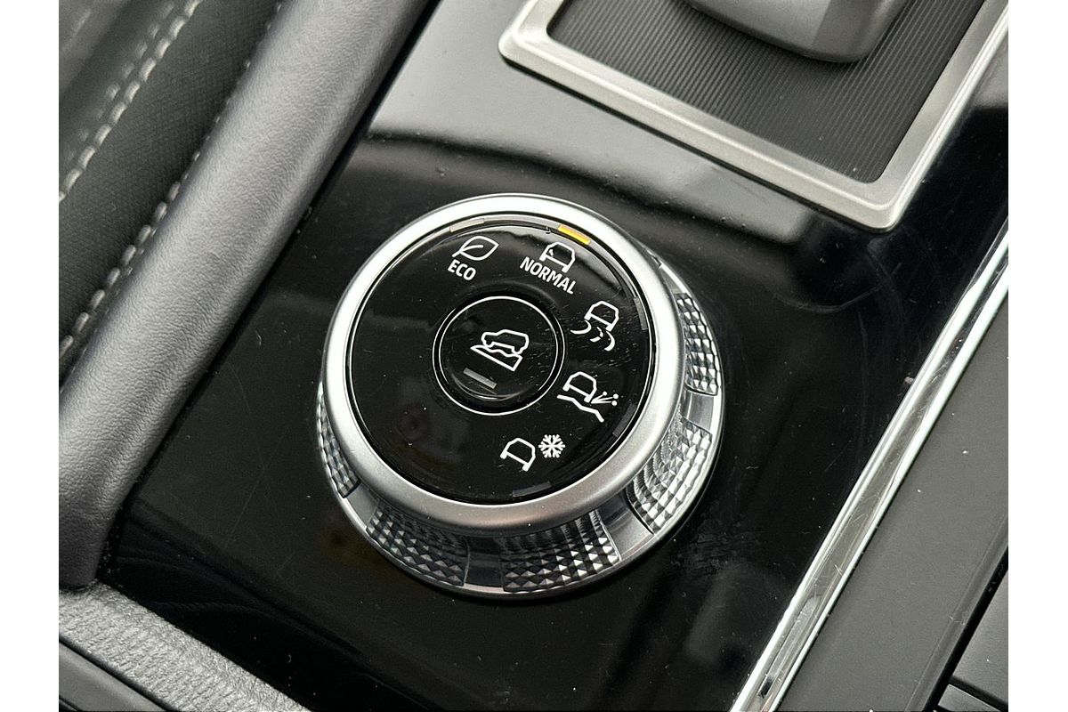 2024 Mitsubishi Outlander ES ZM
