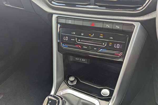 2025 Volkswagen T-Roc CityLife D11
