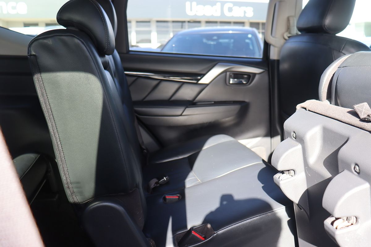 2017 Mitsubishi Pajero Sport Exceed QE
