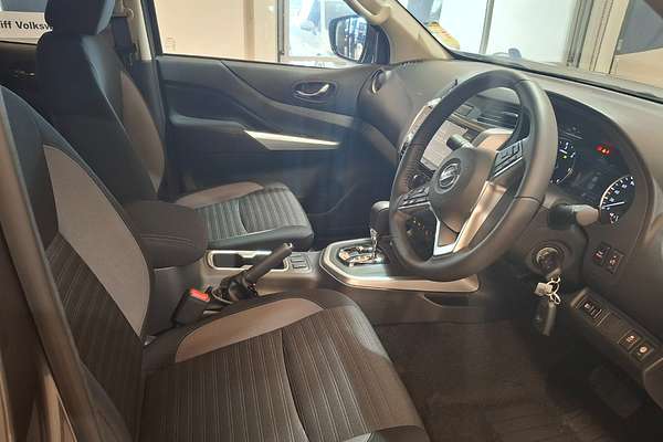 2024 Nissan Navara ST D23 4X4