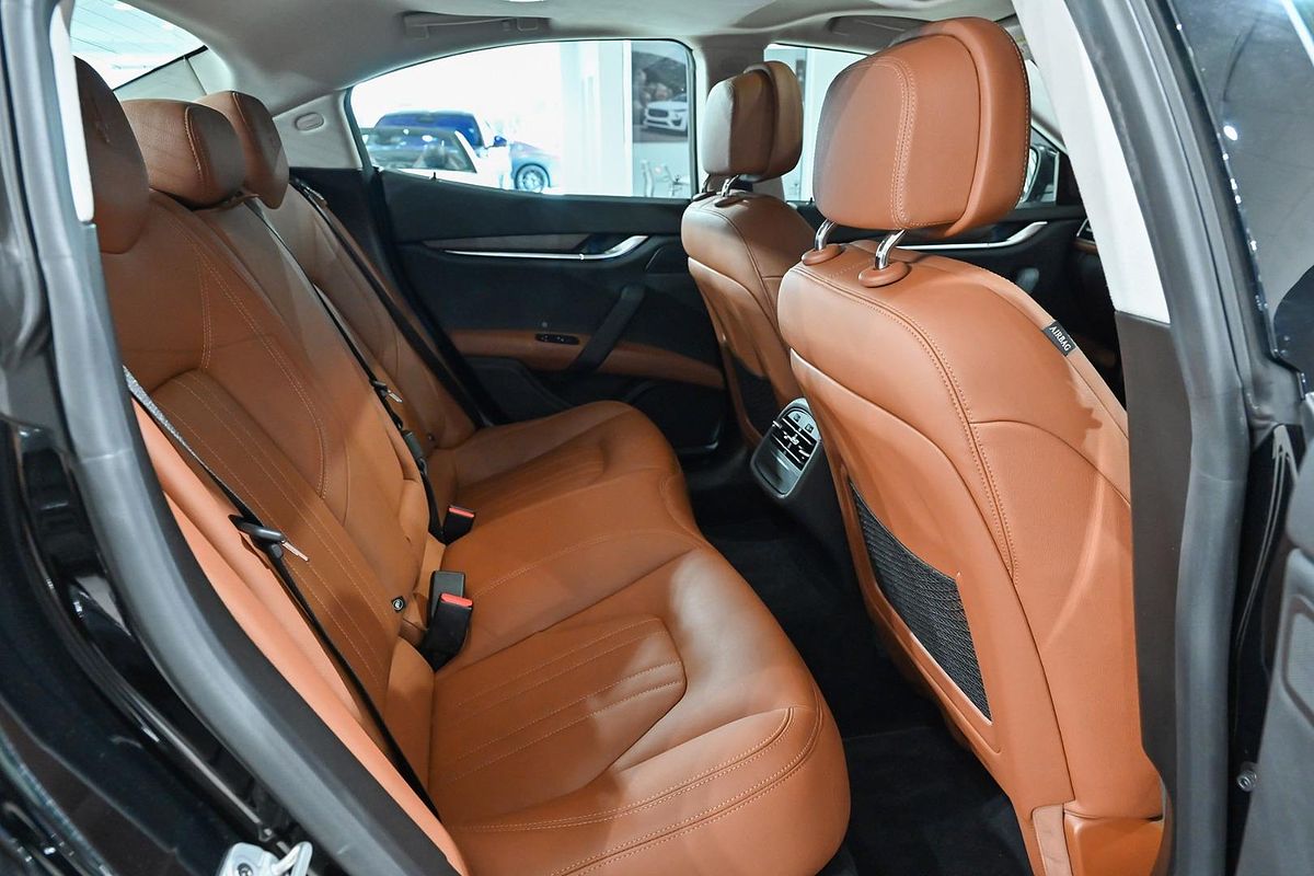2021 Maserati Ghibli M157