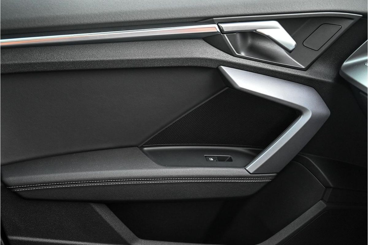 2025 Audi A3 35 TFSI S line GY
