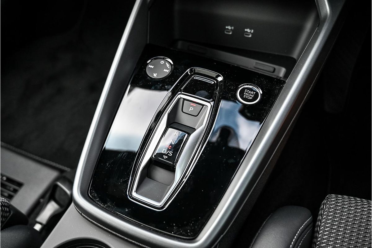 2025 Audi A3 35 TFSI S line GY